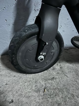 Xiaomi Mi Electric Scooter 1S • Con soporte móvil.