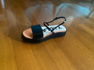 Sandalias Bimba y Lola Plataforma Negra Naranja
