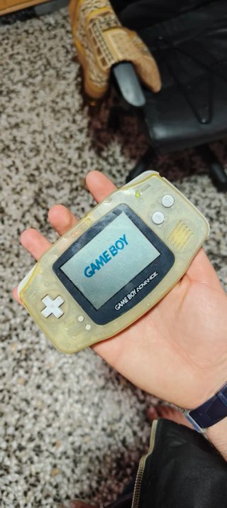 Nintendo Game Boy Advanced