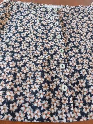 Mini falda floral Mango talla M