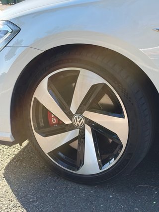 VW Golf GTI 7.5 Performance 245cv DSG
