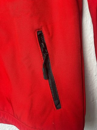 Chaqueta cortavientos Limcamar Roja
