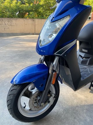 Kymco Agility 125 azul 2006