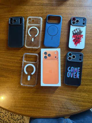 iPhone 17 Pro Max Arancione