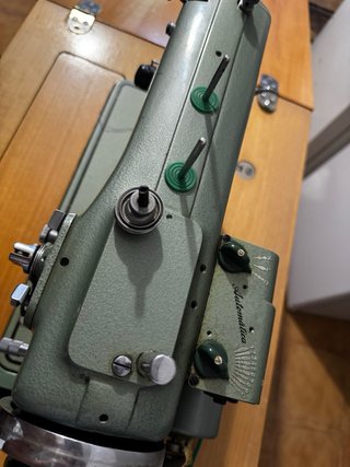 Máquina de coser industrial Refrey 427