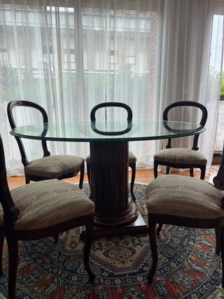 Mesa cristal y 6 sillas