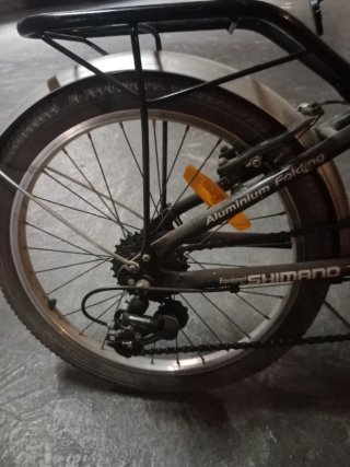 Bicicleta plegable negra