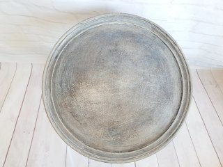 Mesa auxiliar vintage restaurada madera maciza