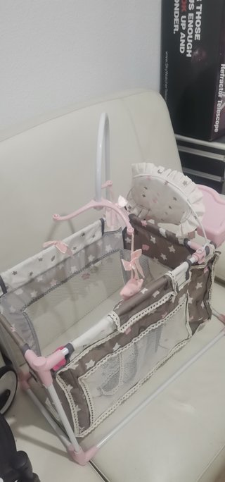 Carro y cuna de muñecas