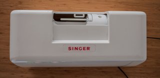 Máquina de coser SINGER STARLET 6699