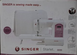 Máquina de coser SINGER STARLET 6699