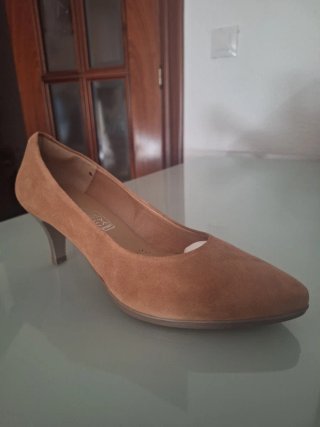 Zapatos de vestir marrones sin estrenar