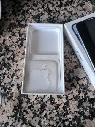 iPhone 11 Morado.para piezas