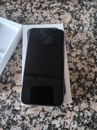 iPhone 11 Morado.para piezas