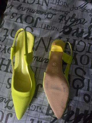 Zapatos tacón slingback amarillo neón talla 39