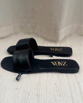 Sandalias Zara pala negras T38