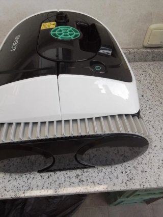 Robot Limpiafondos Piscina WYBOT C1