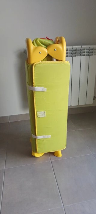 Cuna de viaje con colchón