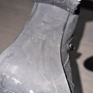 Botines negros mujer tacón y hebilla