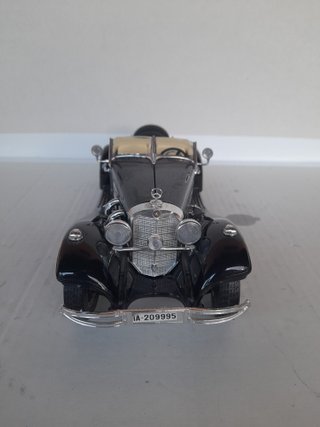 1/18 MODELLO MERCEDES BENZ 500 K BLACK BURAGO