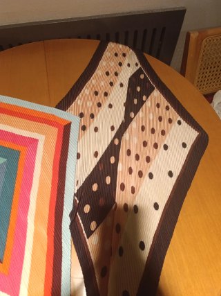 2 Pañuelos Cuadrados Estampados