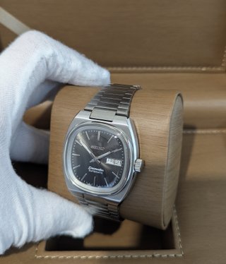 Reloj Seiko Mod Vintage Day-Date Gris Plateado