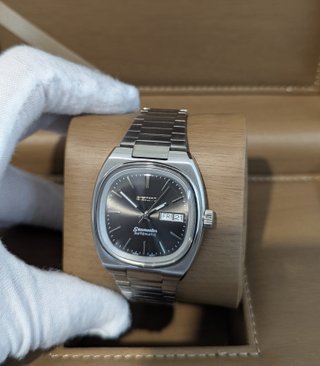Reloj Seiko Mod Vintage Day-Date Gris Plateado