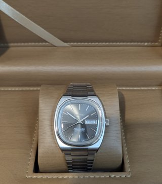 Reloj Seiko Mod Vintage Day-Date Gris Plateado