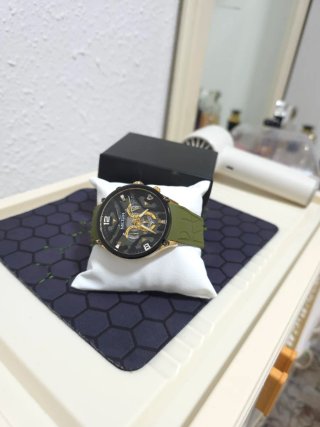 Reloj MEGIR Hombre Oro y Verde