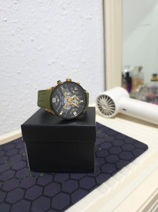 Reloj MEGIR Hombre Oro y Verde