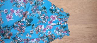 Blusa Tintoretto floral azul