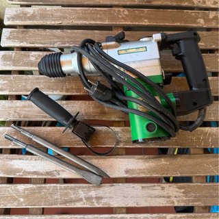 Taladro martillo electroneumático 850W
