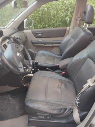 Nissan X-Trail 2004