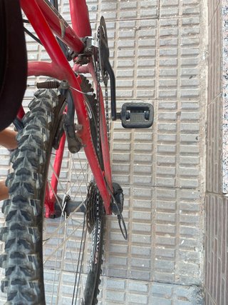 Bicicleta Montaña Roja y Azul