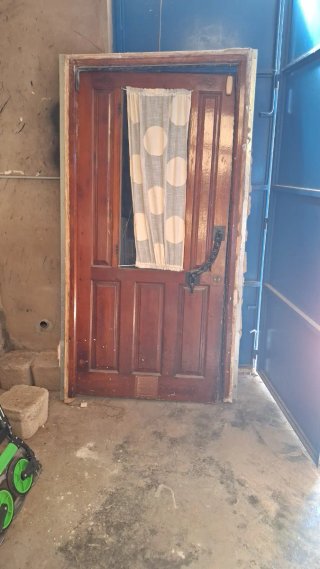 Puerta madera mobila