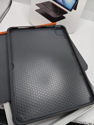 Combo WIWU 3 en 1: Funda + Teclado