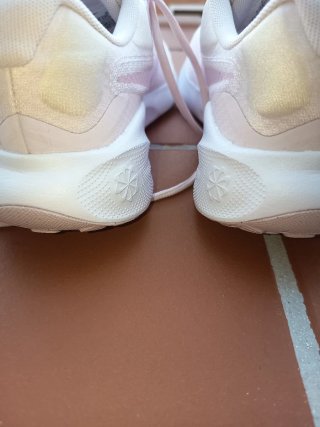 Zapatillas Nike Rosas y Blancas