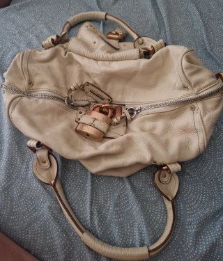 Bolso Chloe Paddington Beige y Dorado