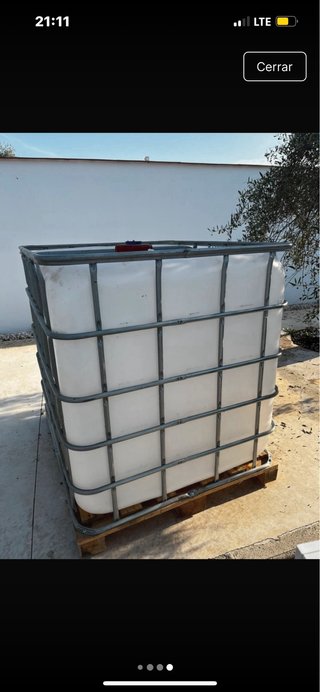 Depósito de agua para riego