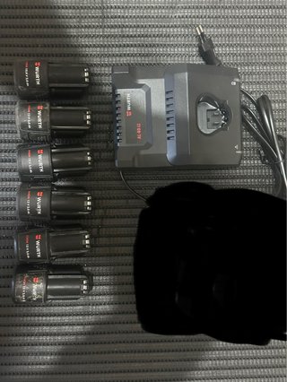 Cargador Wurth AL 40-LI y 6 Baterías
