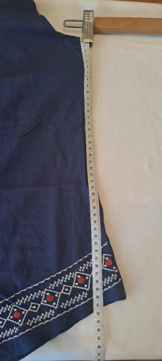 Top tipo túnica azul marino sin mangas T.L