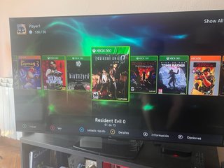Xbox 360 Slim Negra + Mando + Juegos