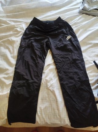 Pantalón chándal Nike negro
