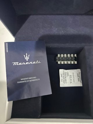 Reloj Maserati Automático Azul y Plateado