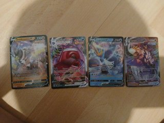 3 Cartas Pokémon Sylveon VMAX y V