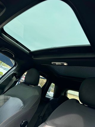 MINI Cooper Seven Chili Edition