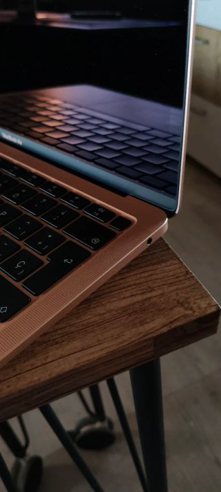 MacBook Apple