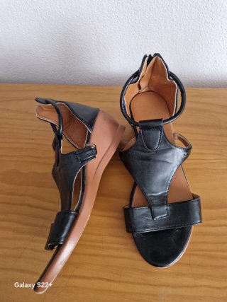 Sandalias negras talla 38