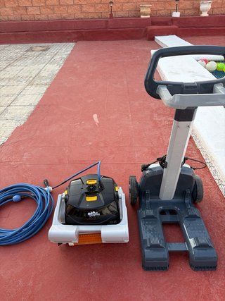 Limpiafondos Dolphin EX45