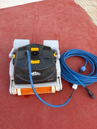 Limpiafondos Dolphin EX45